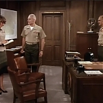 MAJOR_DAD_-_E2X02_WELCOME_TO_HOLLISTER_180.jpg