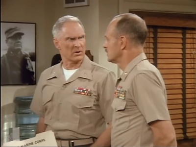 MAJOR_DAD_-_E2X03_GET_A_JOB_102.jpg