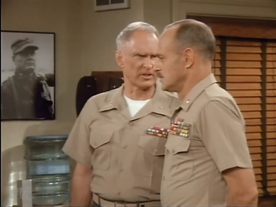 MAJOR_DAD_-_E2X03_GET_A_JOB_121.jpg