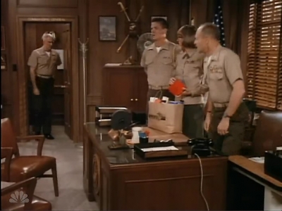 MAJOR_DAD_-_E2X03_GET_A_JOB_176.jpg