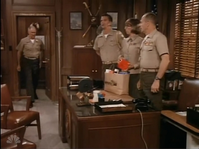 MAJOR_DAD_-_E2X03_GET_A_JOB_177.jpg
