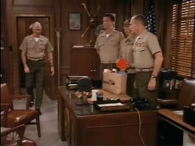 MAJOR_DAD_-_E2X03_GET_A_JOB_179.jpg