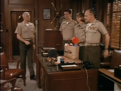 MAJOR_DAD_-_E2X03_GET_A_JOB_182.jpg