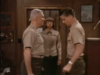 MAJOR_DAD_-_E2X03_GET_A_JOB_222.jpg