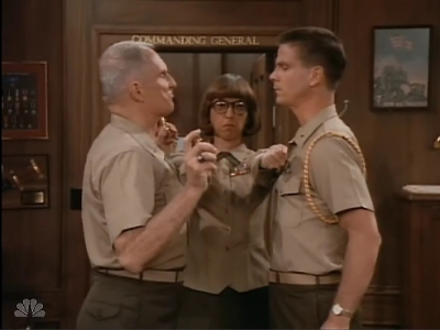 MAJOR_DAD_-_E2X03_GET_A_JOB_254.jpg
