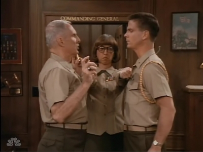 MAJOR_DAD_-_E2X03_GET_A_JOB_255.jpg