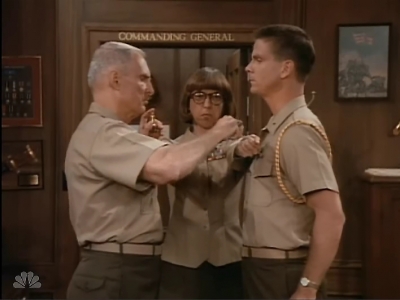 MAJOR_DAD_-_E2X03_GET_A_JOB_263.jpg