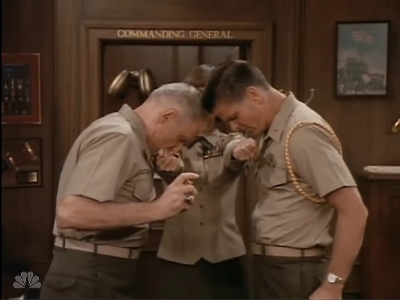 MAJOR_DAD_-_E2X03_GET_A_JOB_277.jpg