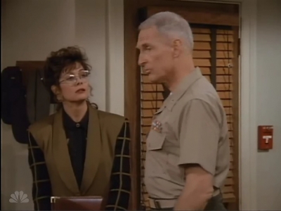 MAJOR_DAD_-_E2X03_GET_A_JOB_302.jpg
