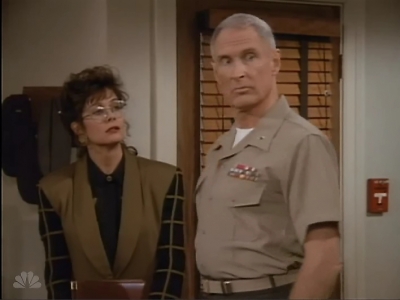 MAJOR_DAD_-_E2X03_GET_A_JOB_303.jpg