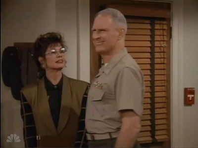 MAJOR_DAD_-_E2X03_GET_A_JOB_368.jpg