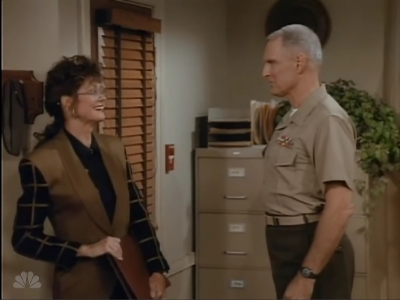 MAJOR_DAD_-_E2X03_GET_A_JOB_417.jpg