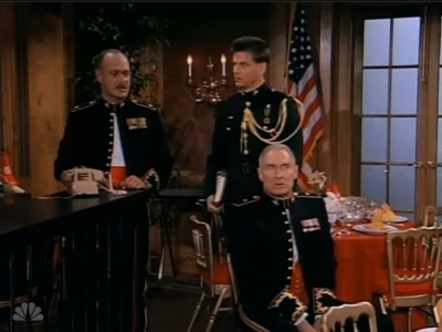 MAJOR_DAD_-_E2X08_BIRTHDAY_BALL_504.jpg
