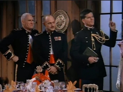MAJOR_DAD_-_E2X08_BIRTHDAY_BALL_635.jpg