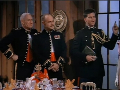 MAJOR_DAD_-_E2X08_BIRTHDAY_BALL_636.jpg