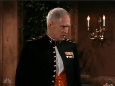 MAJOR_DAD_-_E2X08_BIRTHDAY_BALL_725.jpg