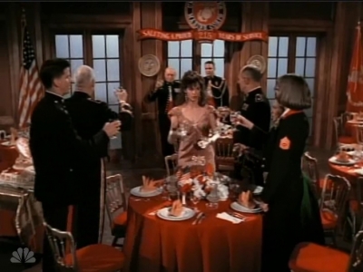 MAJOR_DAD_-_E2X08_BIRTHDAY_BALL_760.jpg