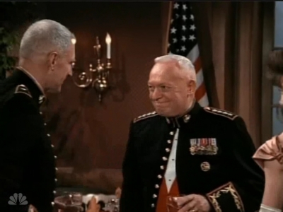 MAJOR_DAD_-_E2X08_BIRTHDAY_BALL_780.jpg