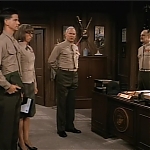 MAJOR_DAD_-_E2X08_BIRTHDAY_BALL_108.jpg