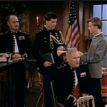 MAJOR_DAD_-_E2X08_BIRTHDAY_BALL_520.jpg
