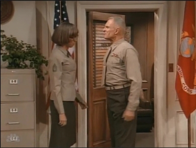 MAJOR_DAD_-_E2X09_WISH_YOU_WERE_HERE_022.jpg