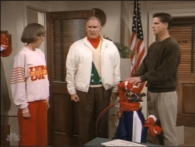 MAJOR_DAD_-_E2X09_WISH_YOU_WERE_HERE_139.jpg