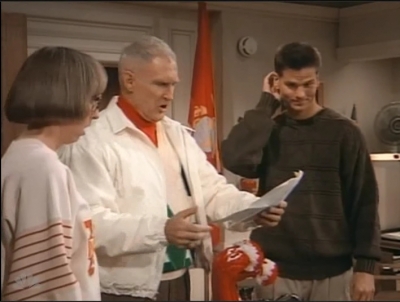 MAJOR_DAD_-_E2X09_WISH_YOU_WERE_HERE_258.jpg
