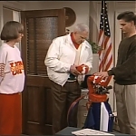 MAJOR_DAD_-_E2X09_WISH_YOU_WERE_HERE_165.jpg