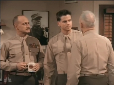 MAJOR_DAD_-_E2X10_LOVE_ON_THE_RUN_033.jpg