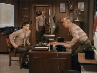 MAJOR_DAD_-_E2X10_LOVE_ON_THE_RUN_198.jpg