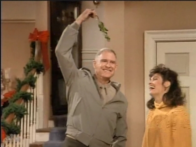 MAJOR_DAD_-_E2X12_THE_GIFT_OF_THE_MAJOR_001178.jpg
