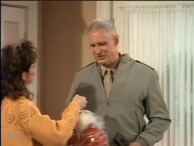 MAJOR_DAD_-_E2X12_THE_GIFT_OF_THE_MAJOR_001199.jpg