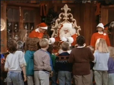 MAJOR_DAD_-_E2X12_THE_GIFT_OF_THE_MAJOR_001299.jpg