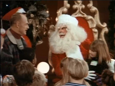 MAJOR_DAD_-_E2X12_THE_GIFT_OF_THE_MAJOR_001327.jpg