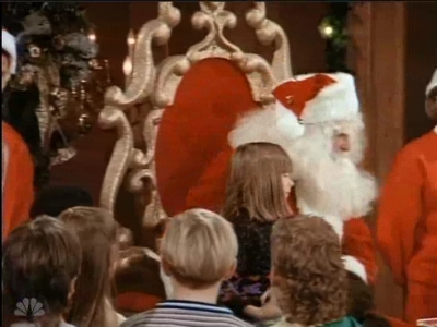 MAJOR_DAD_-_E2X12_THE_GIFT_OF_THE_MAJOR_001345.jpg