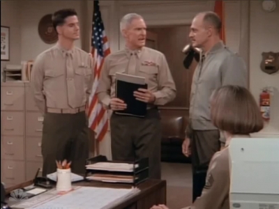 MAJOR_DAD_-_E2X13_FLYING_SOLO_096.jpg
