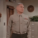 MAJOR_DAD_-_E2X13_FLYING_SOLO_140.jpg