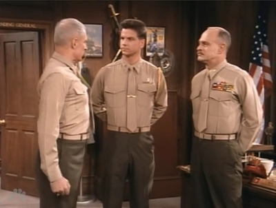 MAJOR_DAD_-_E2X14_A_BIRD_IN_THE_HAND_160.jpg