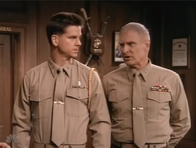 MAJOR_DAD_-_E2X14_A_BIRD_IN_THE_HAND_214.jpg