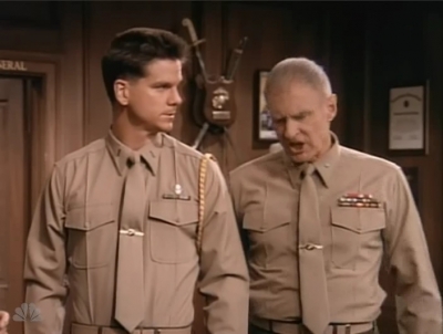 MAJOR_DAD_-_E2X14_A_BIRD_IN_THE_HAND_216.jpg