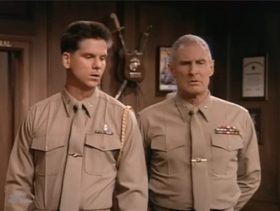 MAJOR_DAD_-_E2X14_A_BIRD_IN_THE_HAND_225.jpg