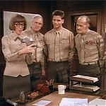 MAJOR_DAD_-_E2X14_A_BIRD_IN_THE_HAND_095.jpg