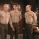 MAJOR_DAD_-_E2X14_A_BIRD_IN_THE_HAND_151.jpg
