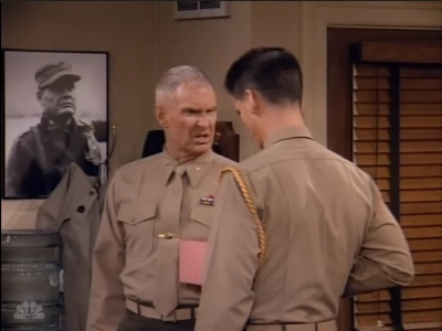 MAJOR_DAD_-_E2X15_LEARNING_TO_DRIVE_021.jpg