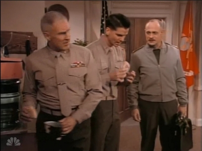 MAJOR_DAD_-_E2X15_LEARNING_TO_DRIVE_059.jpg