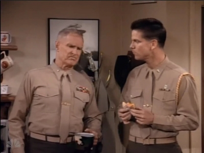 MAJOR_DAD_-_E2X15_LEARNING_TO_DRIVE_121.jpg