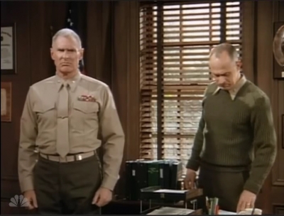 MAJOR_DAD_-_E2X16_THE_NAME_IS_OVER_HERE_099.jpg