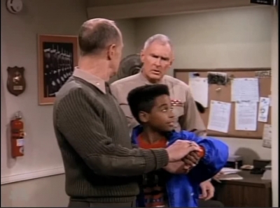 MAJOR_DAD_-_E2X18_SINS_OF_THE_FATHER_231.jpg