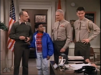 MAJOR_DAD_-_E2X18_SINS_OF_THE_FATHER_274.jpg