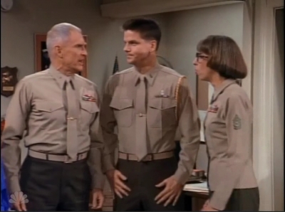 MAJOR_DAD_-_E2X18_SINS_OF_THE_FATHER_336.jpg
